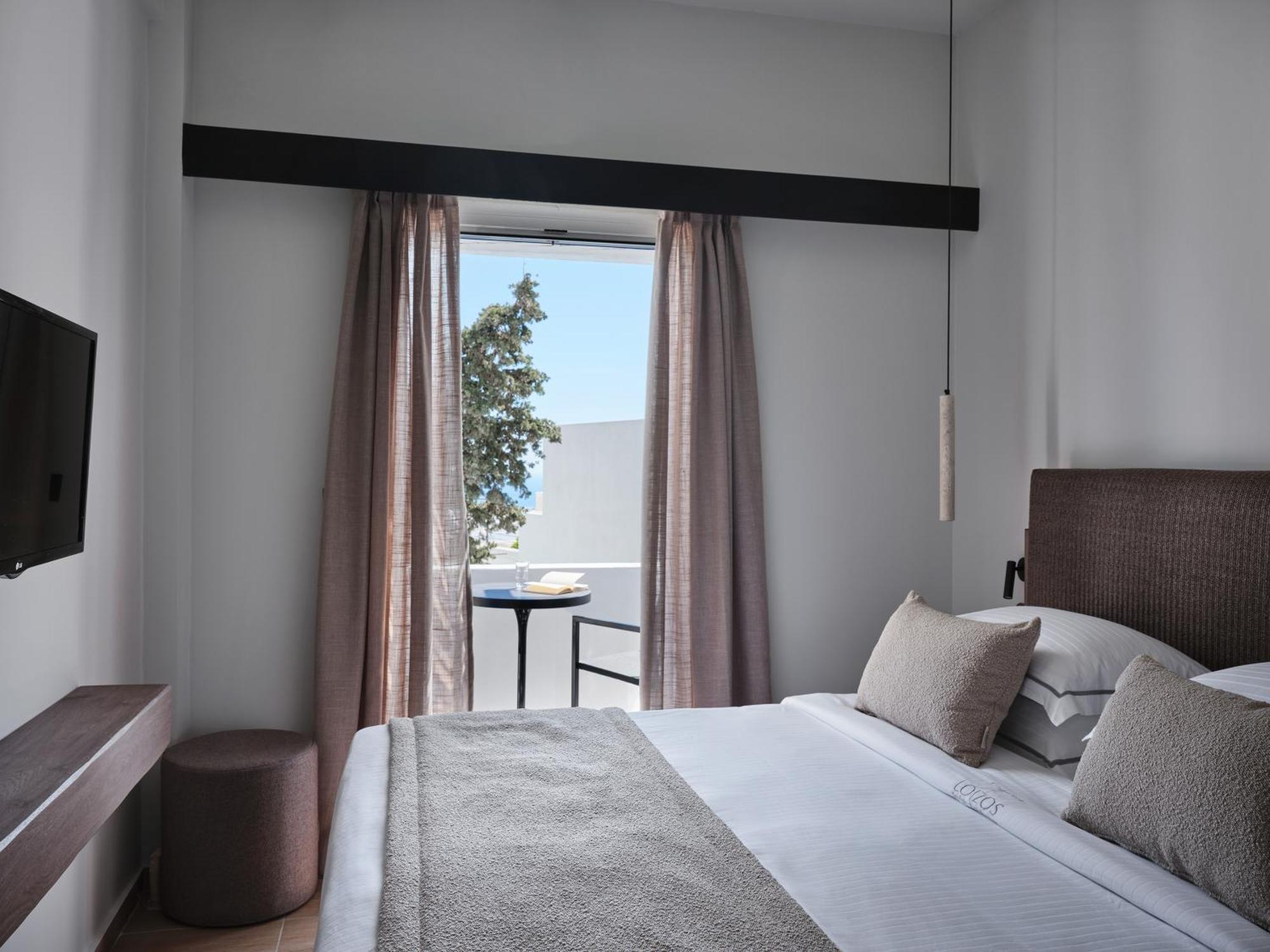 Loizos Stylish Residences Фіра Екстер'єр фото