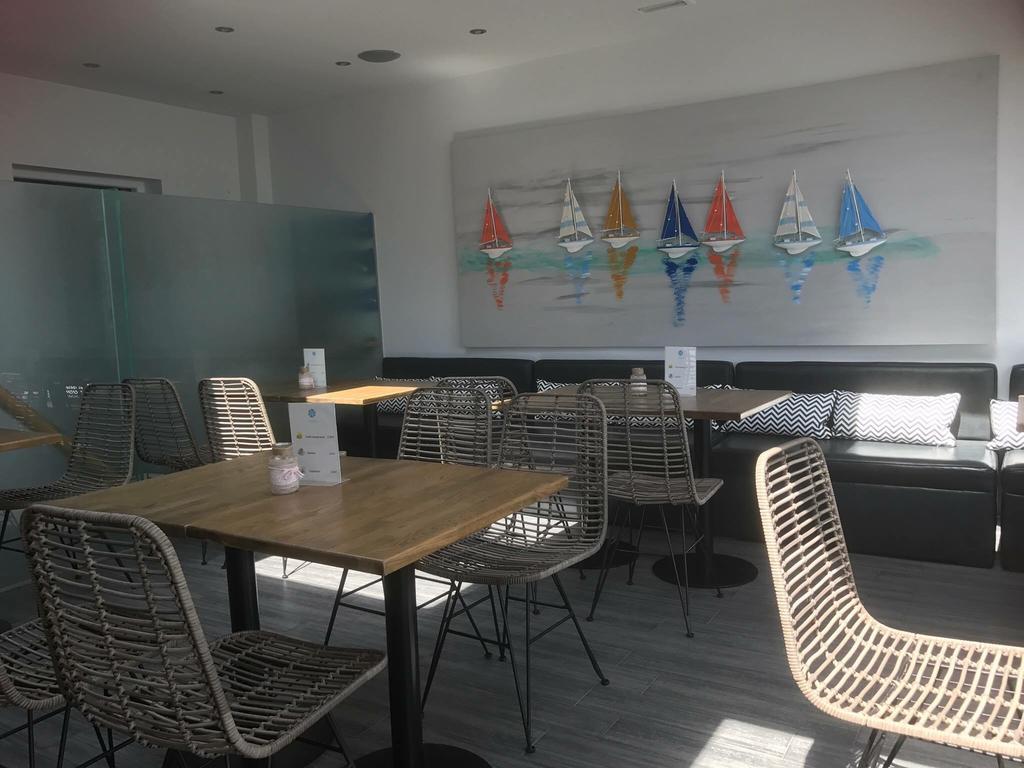 Loizos Stylish Residences Фіра Екстер'єр фото
